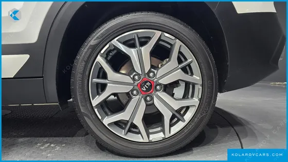 KIA SELTOS GASOLINE 1.6 TURBO 2WD