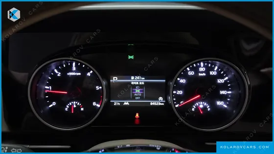 KIA CARNIVAL DIESEL 11-SEATER NOBLESSE