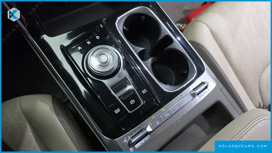 KIA CARNIVAL DIESEL 11-SEATER NOBLESSE