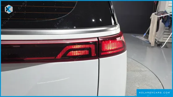 KIA CARNIVAL DIESEL 11-SEATER NOBLESSE