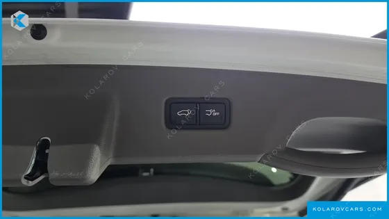 KIA CARNIVAL DIESEL 11-SEATER NOBLESSE