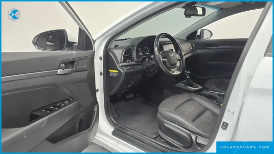 HYUNDAI ELANTRA (AVANTE) 1.6 GDI SMART