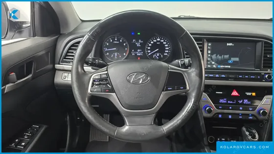 HYUNDAI ELANTRA (AVANTE) 1.6 GDI SMART