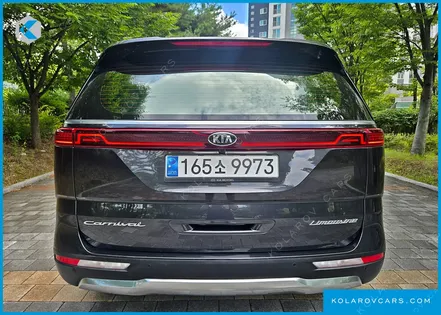 KIA CARNIVAL DIESEL 7-SEATER SIGNATURE