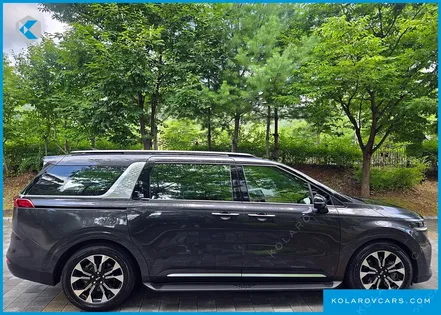 KIA CARNIVAL DIESEL 7-SEATER SIGNATURE