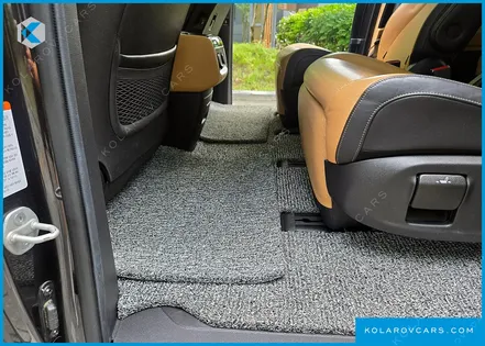 KIA CARNIVAL DIESEL 7-SEATER SIGNATURE