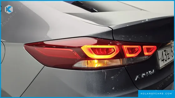 HYUNDAI ELANTRA (AVANTE) 1.6 GDI SMART
