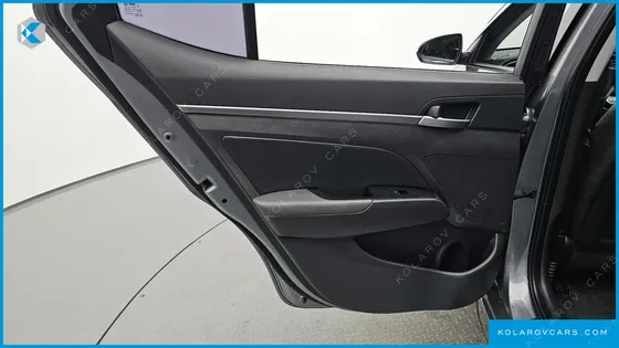 HYUNDAI ELANTRA (AVANTE) 1.6 GDI SMART