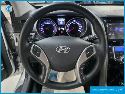 HYUNDAI I30 1.6 GDI UNIQUE