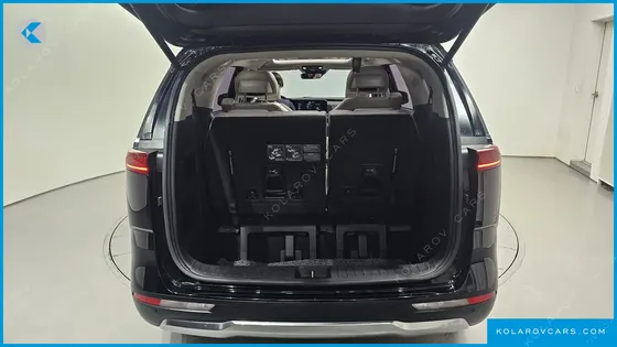 KIA CARNIVAL GASOLINE 7-SEATER SIGNATURE