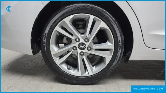 HYUNDAI ELANTRA (AVANTE) 1.6 GDI VALUE PLUS