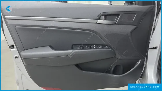 HYUNDAI ELANTRA (AVANTE) 1.6 GDI VALUE PLUS