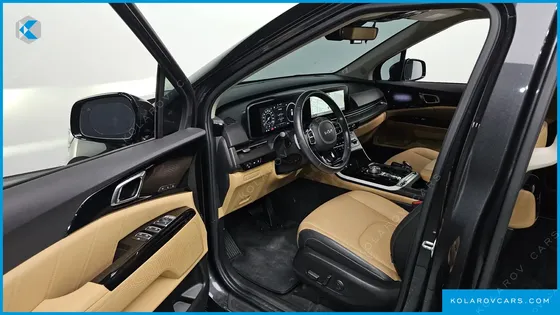 KIA CARNIVAL GASOLINE 7-SEATER SIGNATURE