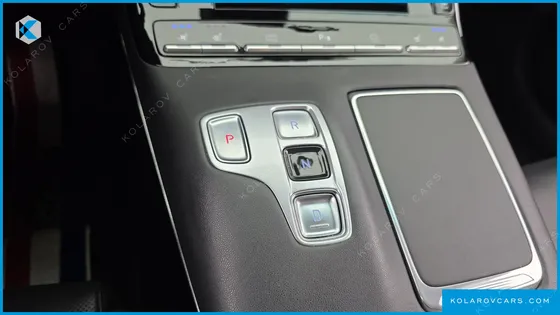HYUNDAI GRANDEUR PREMIUM