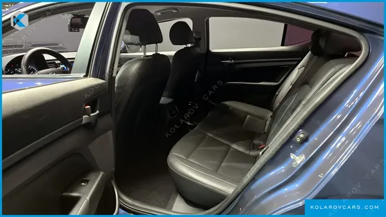 HYUNDAI ELANTRA (AVANTE) 1.6 GDI SMART
