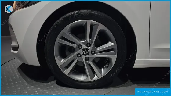 HYUNDAI ELANTRA (AVANTE) 1.6 GDI VALUE PLUS