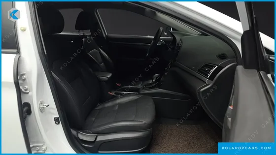 HYUNDAI ELANTRA (AVANTE) 1.6 GDI VALUE PLUS