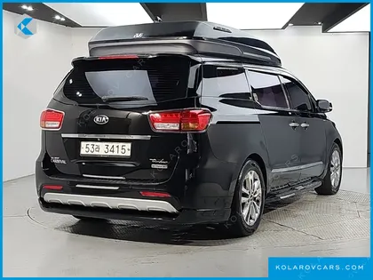 KIA CARNIVAL 9-SEATER HI-LIMOUSINE