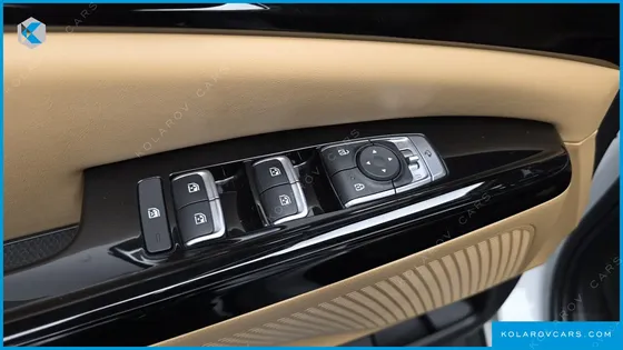 KIA CARNIVAL DIESEL 9-SEATER NOBLESSE