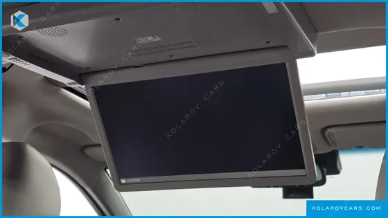 KIA CARNIVAL 7-SEATER LIMOUSINE