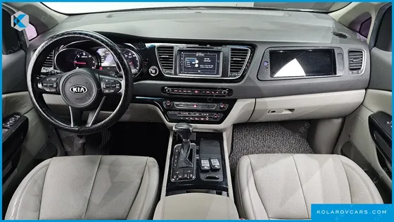 KIA CARNIVAL 11-SEATER NOBLESSE