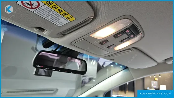 KIA CARNIVAL 11-SEATER NOBLESSE
