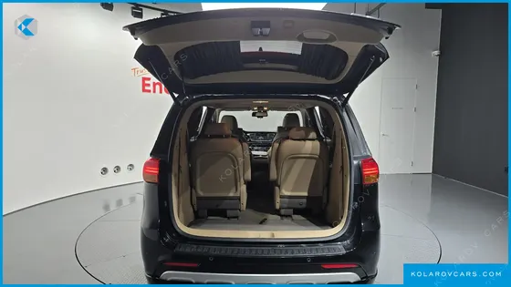 KIA CARNIVAL GASOLINE 9-SEATER HI-LIMOUSINE