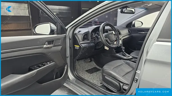 HYUNDAI ELANTRA (AVANTE) 1.6 GDI SMART