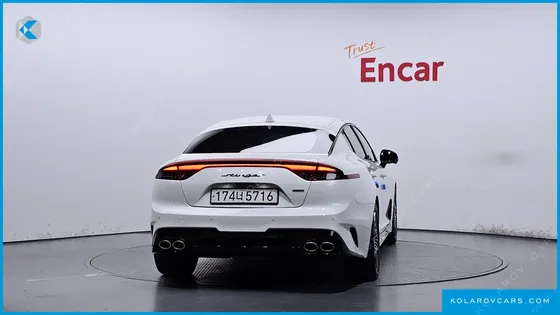 KIA STINGER 2.5 AWD MASTERS