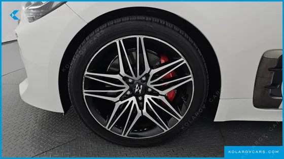 KIA STINGER 2.5 AWD MASTERS