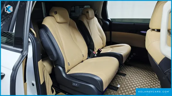 KIA CARNIVAL GASOLINE 9-SEATER SIGNATURE