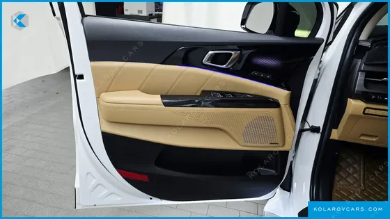 KIA CARNIVAL GASOLINE 9-SEATER SIGNATURE