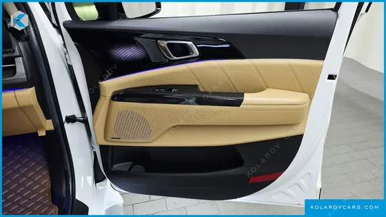 KIA CARNIVAL GASOLINE 9-SEATER SIGNATURE