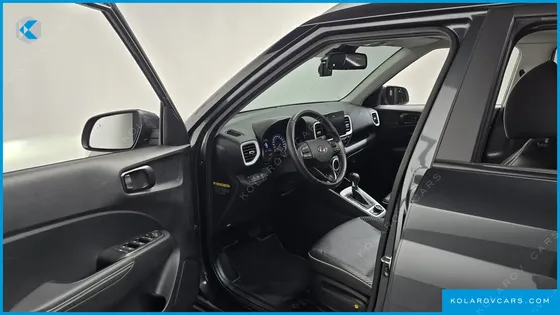 HYUNDAI VENUE 1.6 FLUX