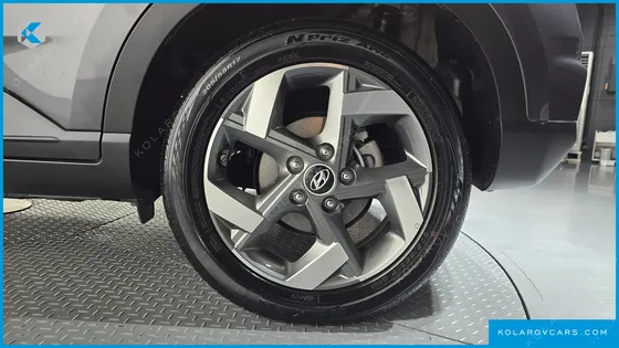 HYUNDAI VENUE 1.6 FLUX