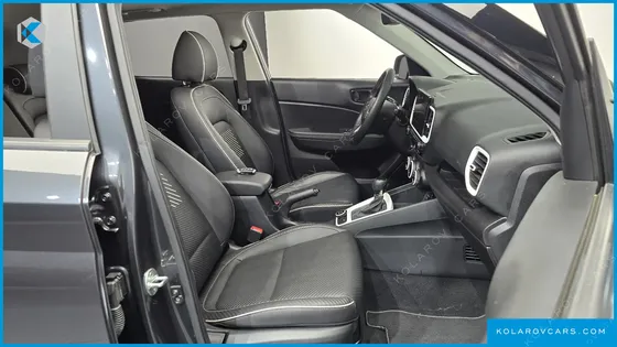 HYUNDAI VENUE 1.6 FLUX