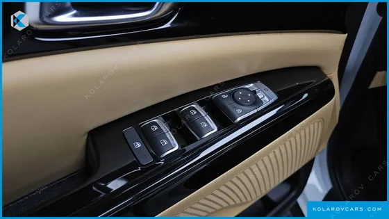 KIA CARNIVAL DIESEL 7-SEATER NOBLESSE