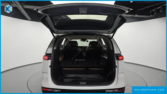 KIA CARNIVAL DIESEL 7-SEATER NOBLESSE