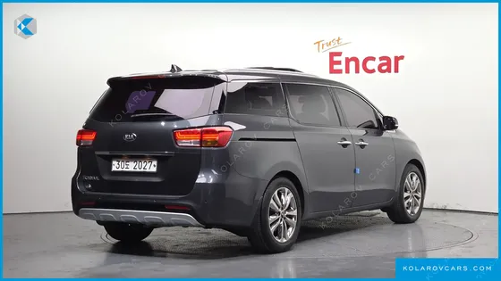 KIA CARNIVAL 9-SEATER PRESTIGE