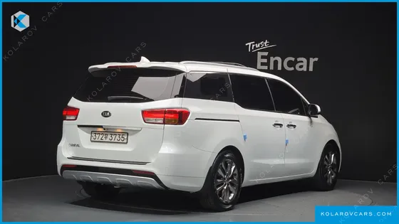 KIA CARNIVAL 9-SEATER NOBLESSE SPECIAL