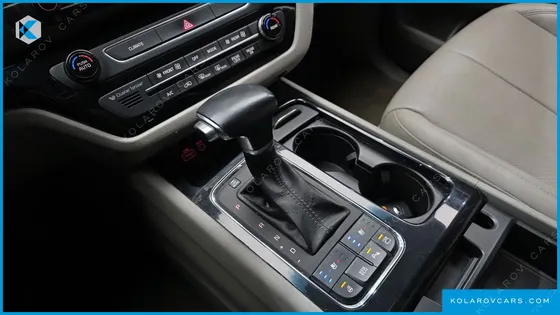 KIA CARNIVAL 9-SEATER NOBLESSE SPECIAL