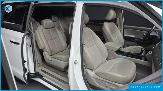 KIA CARNIVAL 9-SEATER NOBLESSE SPECIAL