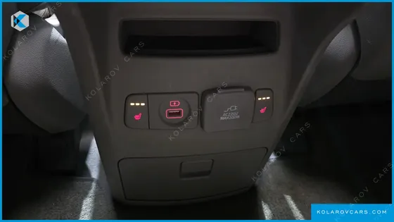 KIA CARNIVAL 9-SEATER NOBLESSE SPECIAL