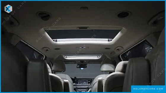 KIA CARNIVAL 9-SEATER NOBLESSE SPECIAL