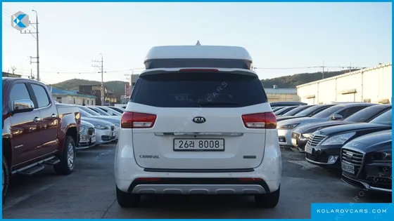 KIA CARNIVAL 9-SEATER HI-LIMOUSINE