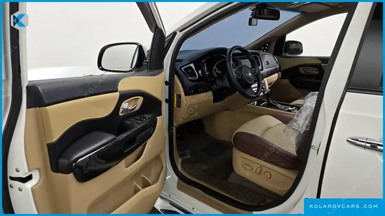 KIA CARNIVAL 9-SEATER PRESTIGE
