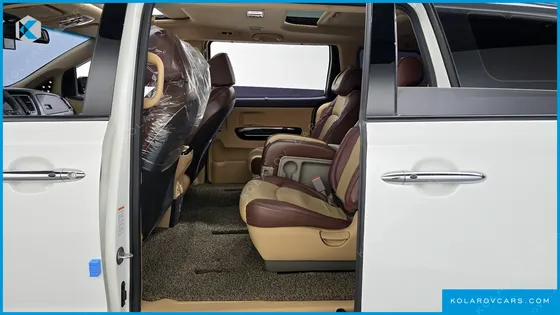 KIA CARNIVAL 9-SEATER PRESTIGE