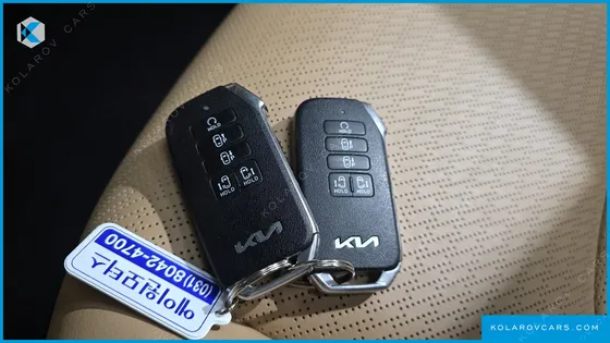 KIA CARNIVAL DIESEL 9-SEATER SIGNATURE