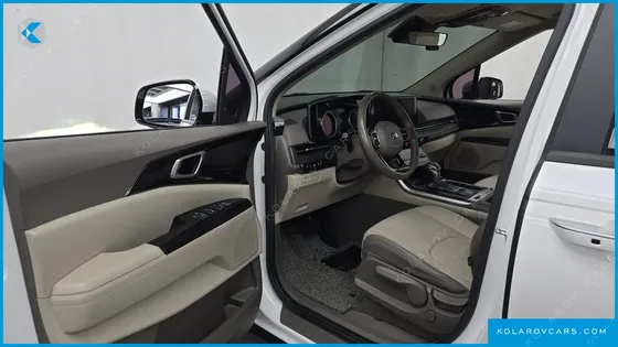 KIA CARNIVAL DIESEL 9-SEATER PRESTIGE