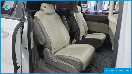 KIA CARNIVAL DIESEL 9-SEATER PRESTIGE